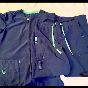Carhartt scrub top/pants